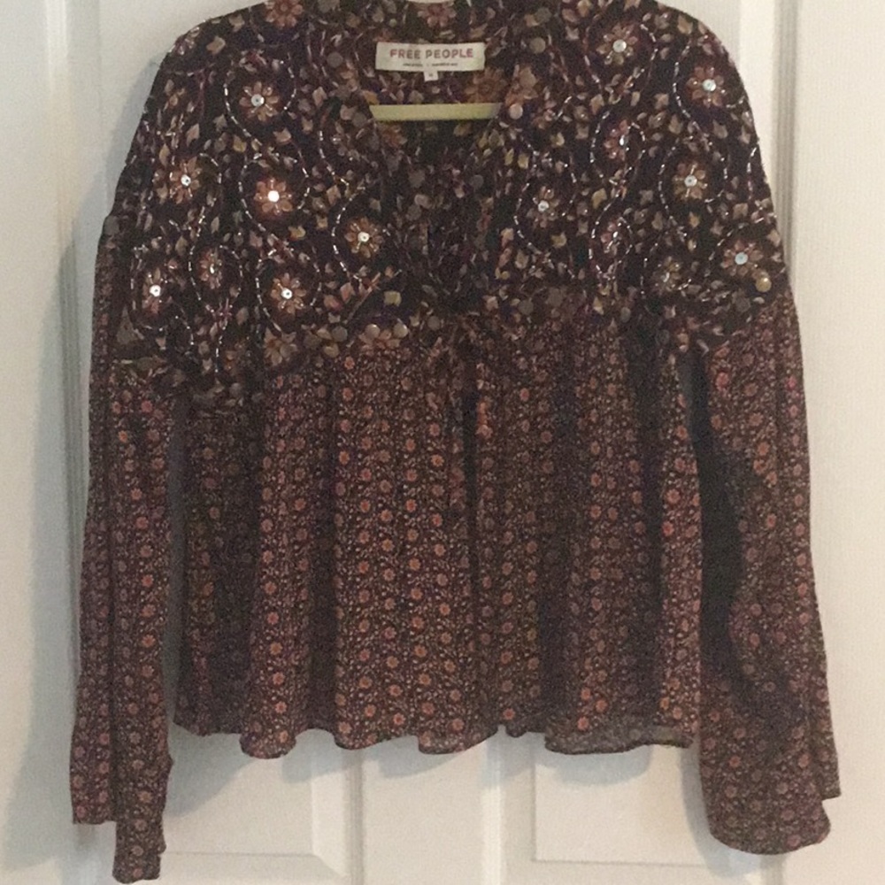 Free People embellished tie front top I’m multi-color